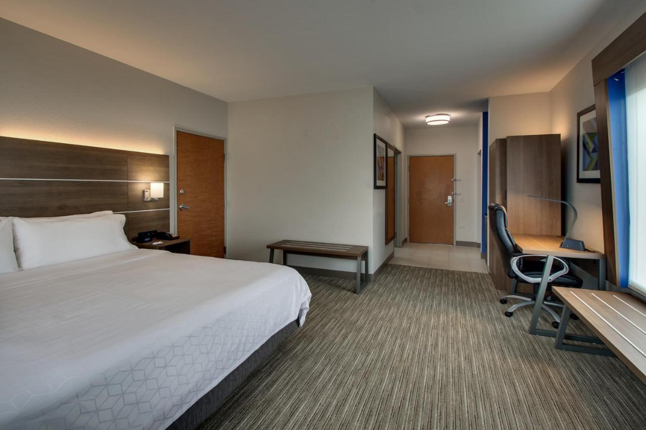 Holiday Inn Express Hotel & Suites Waukegan/Gurnee By Ihg Exterior photo