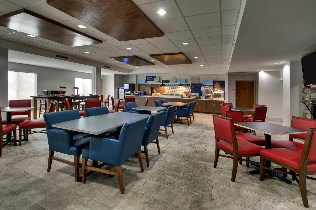 Holiday Inn Express Hotel & Suites Waukegan/Gurnee By Ihg Exterior photo