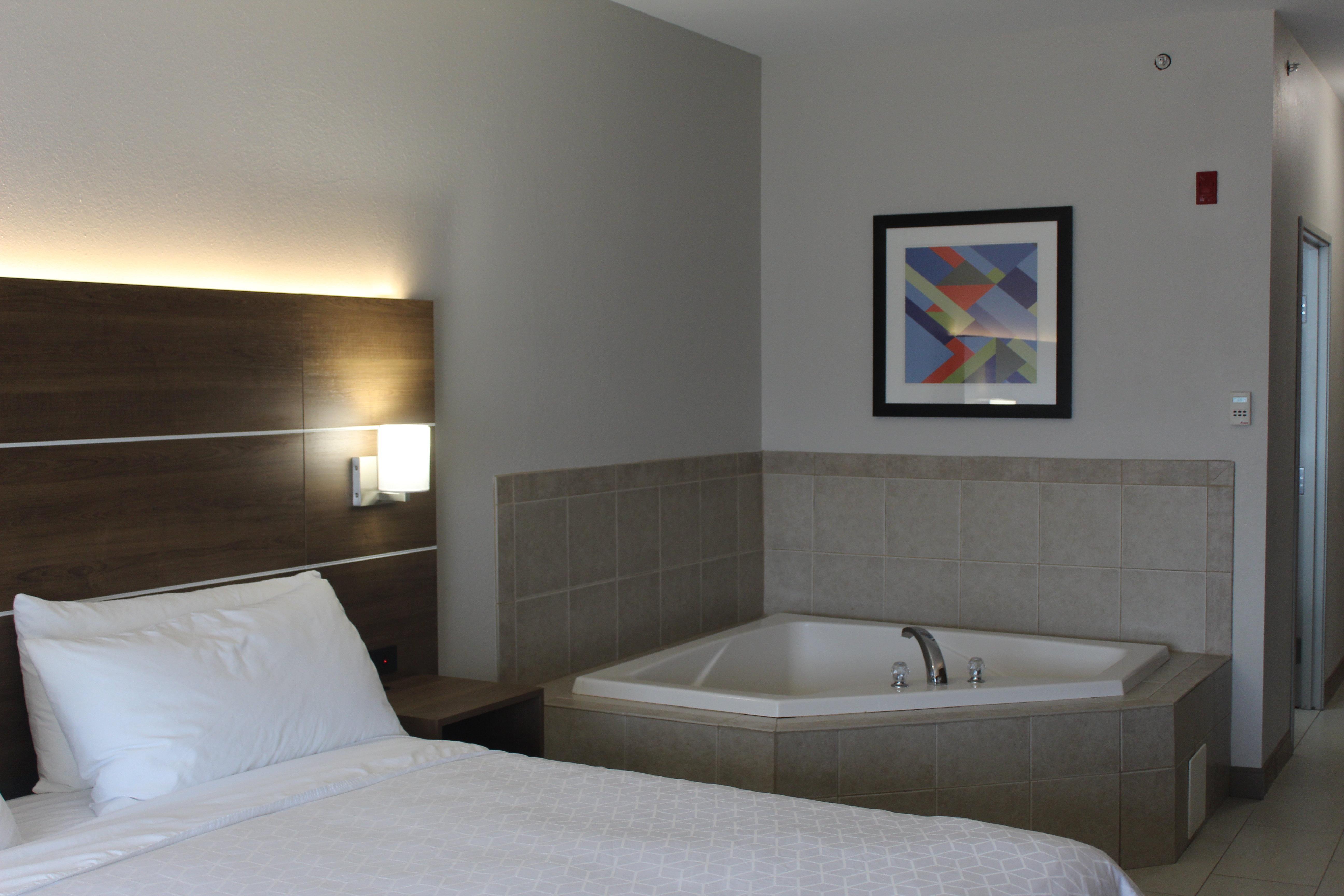 Holiday Inn Express Hotel & Suites Waukegan/Gurnee By Ihg Exterior photo